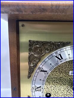 Vintage Wind-Up Antique Wooden Mantel Clock with Key Seth ThomasA403- 001 8003