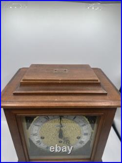 Vintage Wind-Up Antique Wooden Mantel Clock with Key Seth ThomasA403- 001 8003